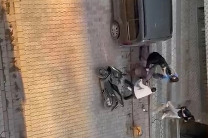 Sultangazi'de bir çift, kadının eski sevgilisi tarafından sokak ortasında darbedildi