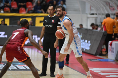 Petkimspor deplasmanda oynuyor