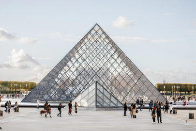 Louvre Müzesi soygunuyla bağlantılı 1 kişi daha tutuklandı
