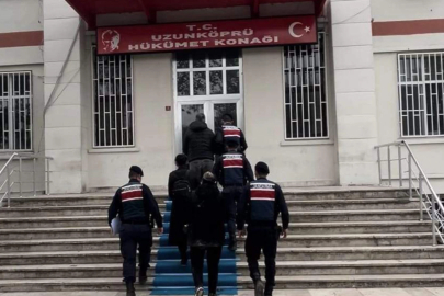 Yurt dışına kaçmak isterken yakalanan 3 FETÖ şüphelisi tutuklandı