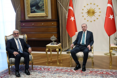 Cumhurbaşkanı Erdoğan, HÜDA PAR Genel Başkanı Yapıcıoğlu'nu kabul etti