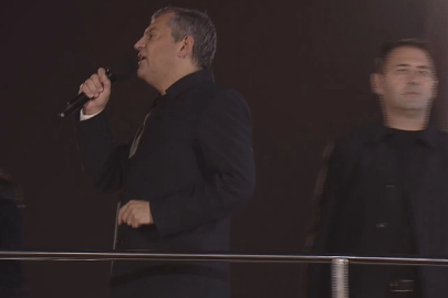 Özgür Özel Ümraniye'de konuştu