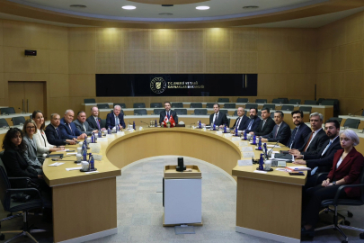 Bakan Bayraktar, AtkinsRealis’in Başkanı Edwards ile görüştü