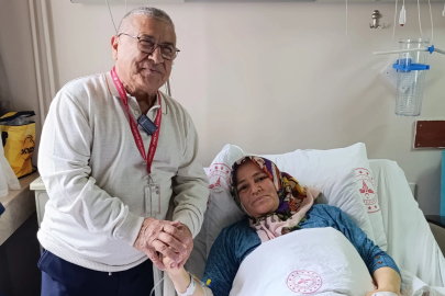 Karnından 8,5 kiloluk kitle çıkarıldı