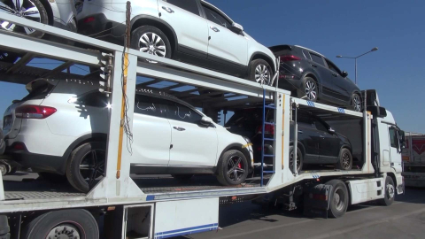 Güney Kore'den Suriye’ye transit taşımacılıkla 6 ayda 150 bin araç gönderildi