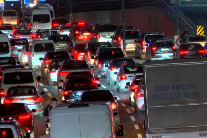 İstanbul'da ara tatil öncesi trafik yoğunluğu yüzde 87'ye ulaştı