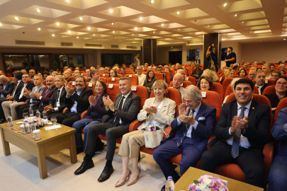 ‘Mersin Kenti Edebiyat Ödülü’, Ahmet Ümit’in