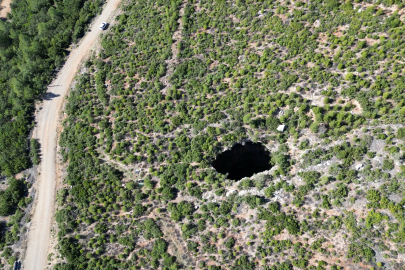 90 metrelik obruğa iniş anını kaydetti