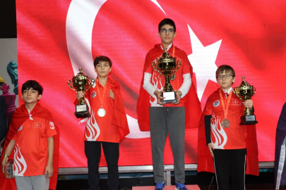 Türkiye’den satrançta tarihi başarı