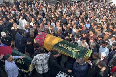 Kozmetik fabrikasındaki yangında ölen 6 kişi toprağa verildi