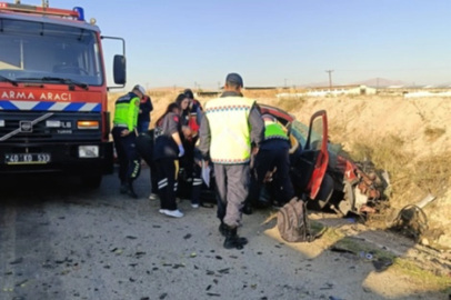 Otomobil ile kamyon çarpıştı: 1 ölü, 1 yaralı