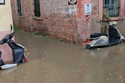 Ayvalık'ta sağanak; metrekareye 55 kilogram yağış düştü