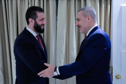 Dışişleri Bakanı Hakan Fidan Suriye Cumhurbaşkanı Ahmed Şara ile görüştü