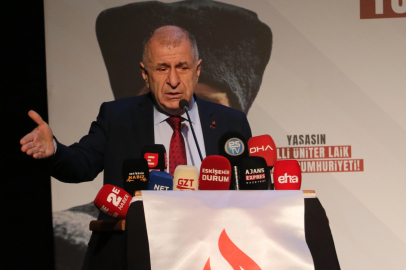 Özdağ: Selahattin Demirtaş barış güvercini gibi sunuluyor