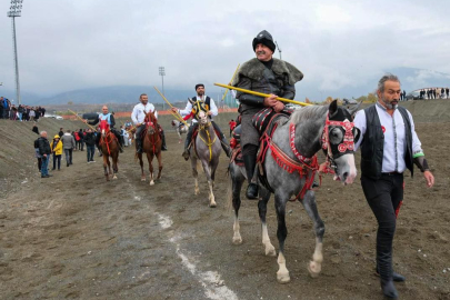 Erzincan'da Cirit Şöleni: Bayburt Takımıyla Gösteri Maçı