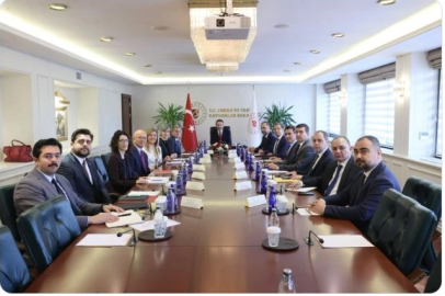 Bakan Bayraktar, Dünya Bankası Türkiye Ülke Direktörü Lopez ile görüştü