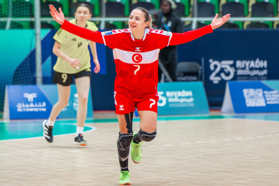 A Milli Kadın Hentbol Takımı Riyad’da finalde