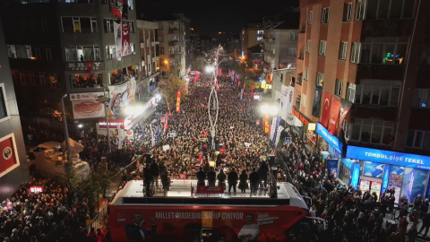 İstanbul - Özgür Özel Sultangazi'de konuştu