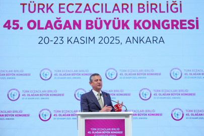 Özgür Özel: CHP iktidarında herkes sağlık hizmetlerine kamucu yaklaşıldığını görecek