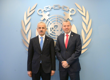 Bakan Uraloğlu, IMO Genel Sekreteri Dominguez ile görüştü