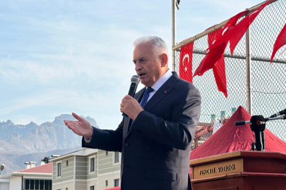 Binali Yıldırım: Terör insanlığı yok eden bir illettir