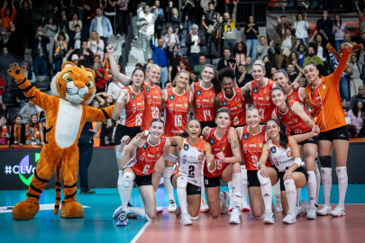 Eczacıbaşı Dynavit, Şampiyonlar Ligi’ne galibiyetle başladı