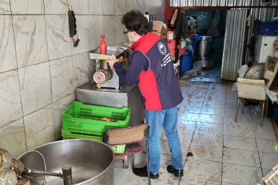 İzinsiz ve uygunsuz koşullarda et işleme faaliyeti gösteren işletme mühürlendi