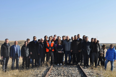 Türkiye ve Ermenistan heyetleri, Kars-Gümrü demir yolunun rehabilitasyonu görüşmelerini gerçekleştirdi