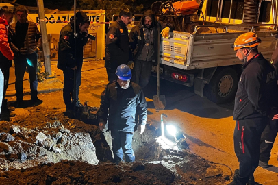 Doğal gaz sızıntısı ihbarı ekipleri alarma geçirdi