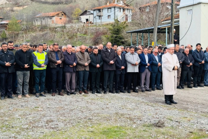 Taşınan 200 kabir için gıyabi cenaze namazı