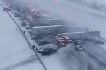 ABD’de 50 aracın karıştığı zincirleme kaza