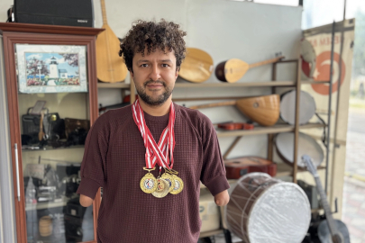 2 kolu, 2 ayağı yoktu: Milli yüzücü Hamit Demir engelleri aştı