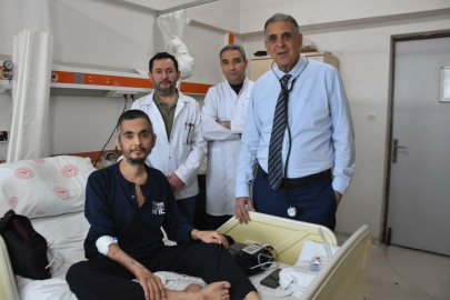 İki çantalı yaşam: Kronik kalp hastasına çift taraflı yapay kalp