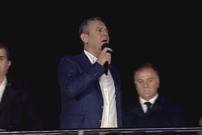 Özgür Özel’den Güngören mitinginde sert mesajlar