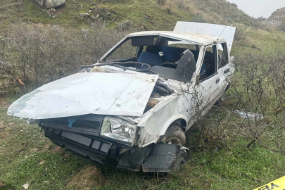 Denizli’de Otomobil 50 Metre Yuvarlandı: Sürücü Öldü