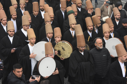 Düğün Gecesi başladı! Tüm dünya 'Huzur Vakti' için Konya'da