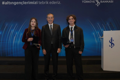 YKS'nin Altın Gençleri ödüllerini aldı