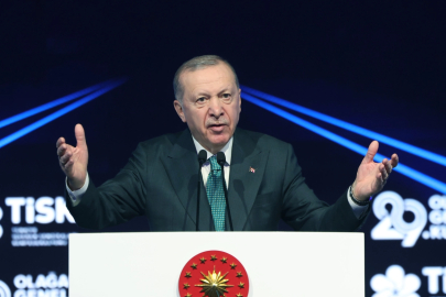 Erdoğan’dan TİSK’e Asgari Ücret Mesajı: “Ellerinizi Taşın Altına Koyun”