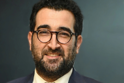 Mükemmel gülüş artık garantili: Yapay zekâ yüze en uyumlu dişi tasarlıyor!