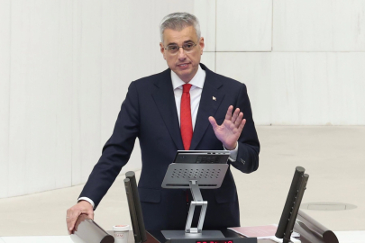 Bakan Memişoğlu: Hekimlerimizin iyi hal belgesi alıyor olmaları, yurt dışına gittikleri anlamına gelmez