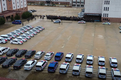 Erzincan'da Emniyet ve Jandarmaya Dev Takviye: 122 Yeni Araç Teslim Edildi