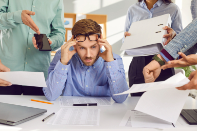 İş Hayatında Stresle Baş Etmek: Pozitif Psikolojide Modern Çalışanın Ruh Sağlığı