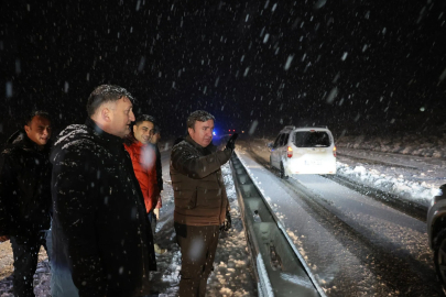 Kışın en sert yüzü Sakaltutan'da! Vali Aydoğdu tipi altında vatandaşın yanında
