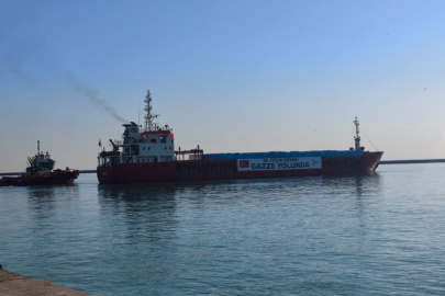 Türkiye’den kesintisiz umut köprüsü: 19. İyilik Gemisi dualarla uğurlandı