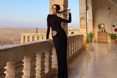 Sinem Ünsal siyah elbisesiyle olay oldu