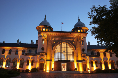 Üniversitenin kampüse ücretli giriş uygulamasına mahkemeden yürütmeyi durdurma kararı