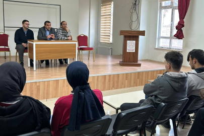Otlukbeli’nde 12. Sınıflara Sınav Hazırlık Toplantısı