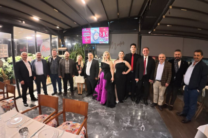 Hem kitabını hem şarkısını tanıttı: Ömür Çizgim okurla buluştu