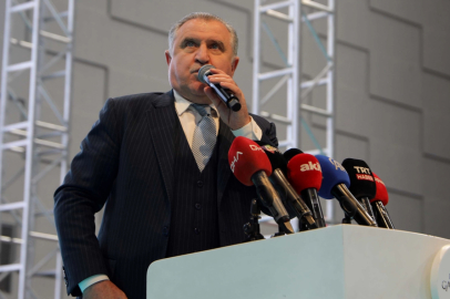 Bakan Bak: Dijital bağımlılıkla mücadelede en güçlü araç spordur