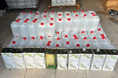 Beylikdüzü ve Esenyurt'ta 3 bin litre kaçak alkol ele geçirildi